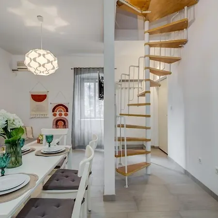 3 Bedrooms Charming Stone House In Old Town * Trogir